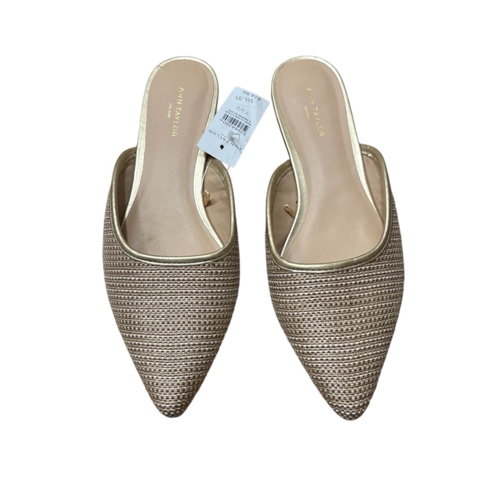 ANN TAYLOR FACTORY NWT Woven Pointy Toe Mules in Tan / Gold Size 7.5 - Picture 3 of 8